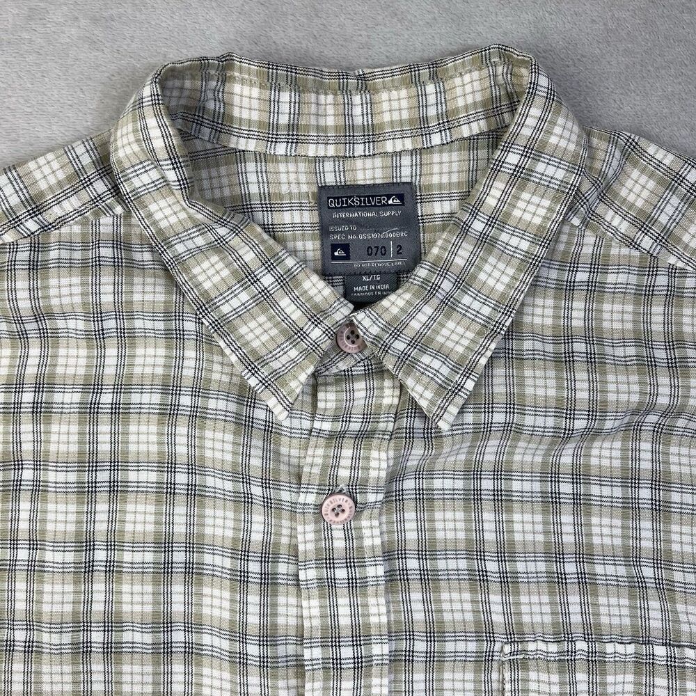Quiksilver Mens XL International Supply Plaid Short Sleeve Button Up Shirt